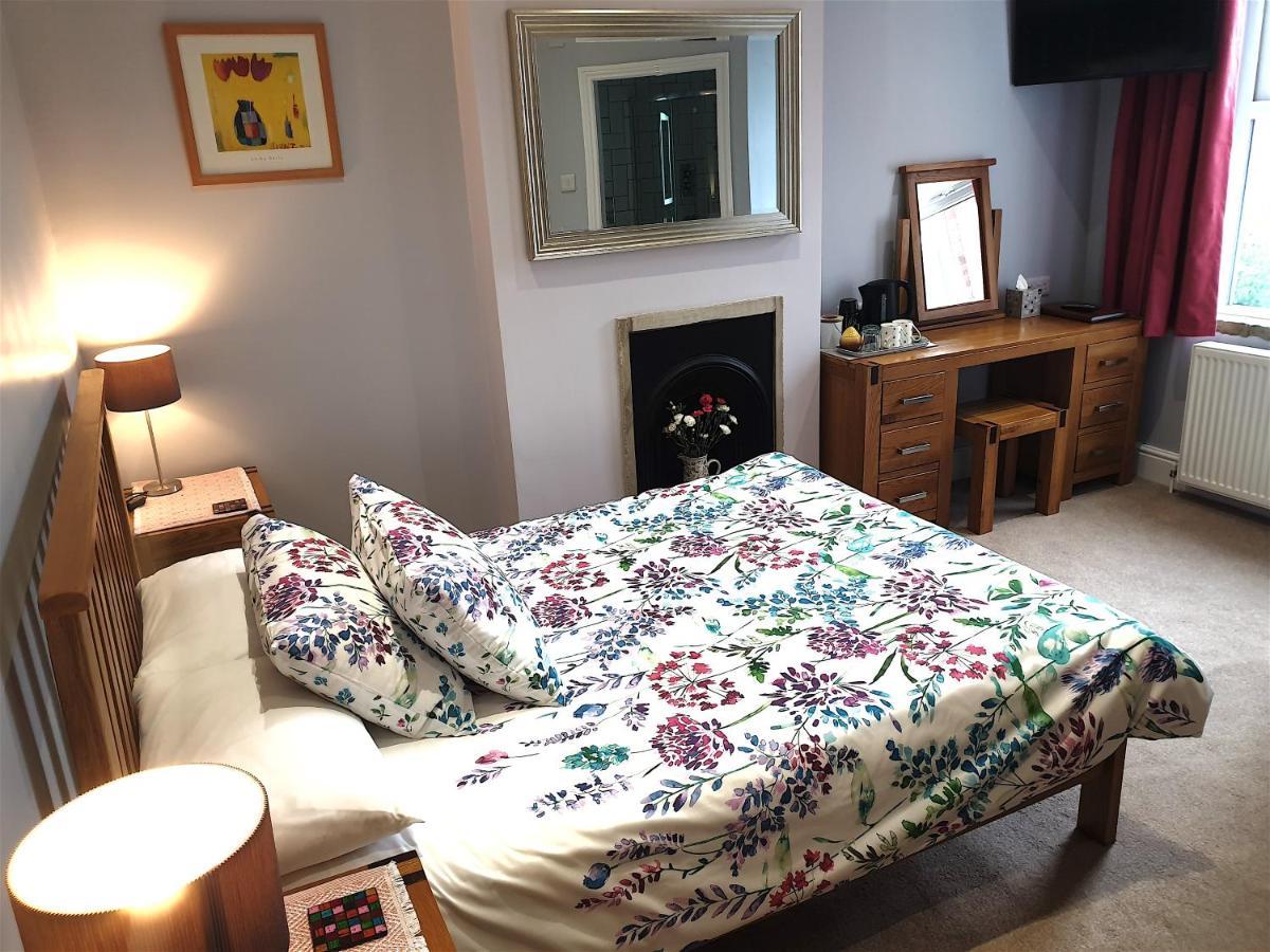 Lyndene Bed and Breakfast Penistone Eksteriør billede